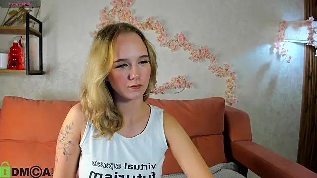 Casey Sweeet online show from 09.24.25