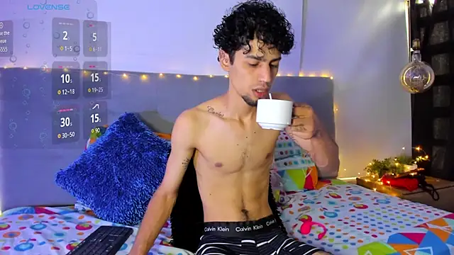 Snapshot of Chris_Angel_ chatting on 02.09.26 Chris Angel online show from 02.09.26