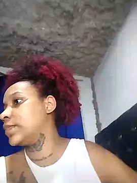 Snapshot of Vale_Nikol21 chatting on 10.05.25 Vale Nikol21 online show from 10.05.25