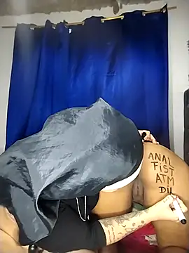 Snapshot of Vale_Nikol21 chatting on 10.08.25 Vale Nikol21 online show from 10.08.25