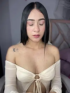 Snapshot of isabela_l chatting on 03.17.26 isabela l online show from 03.17.26
