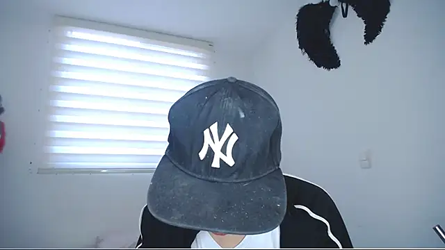 lucky stricke online show from 10.10.25