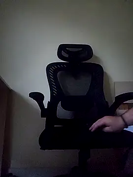 Snapshot of Nesch82 chatting on 03.25.26 Nesch82 online show from 03.25.26