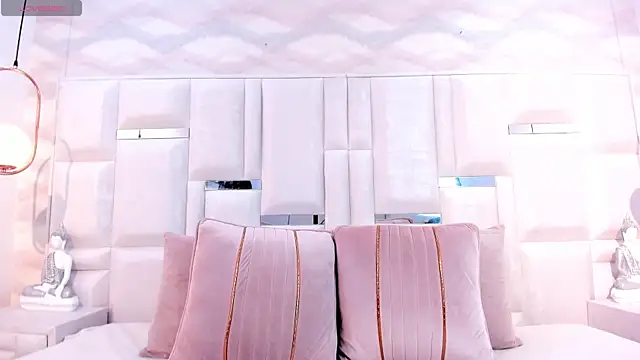 Snapshot of Im_Molly_Angel chatting on 09.08.25 Im Molly Angel online show from 09.08.25