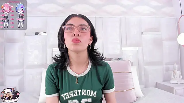 Snapshot of Im_Molly_Angel chatting on 11.04.25 Im Molly Angel online show from 11.04.25