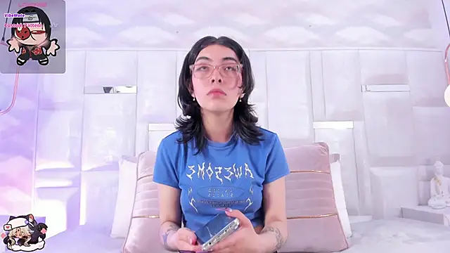 Snapshot of Im_Molly_Angel chatting on 11.05.25 Im Molly Angel online show from 11.05.25