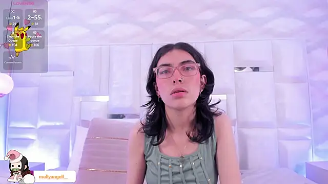 Snapshot of Im_Molly_Angel chatting on 12.01.25 Im Molly Angel online show from 12.01.25