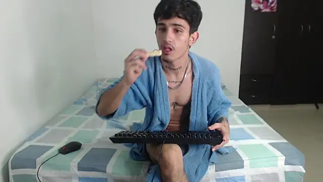 nextboywell1 online show from 11.23.25