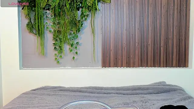 Dakotaferreti online show from 09.30.25