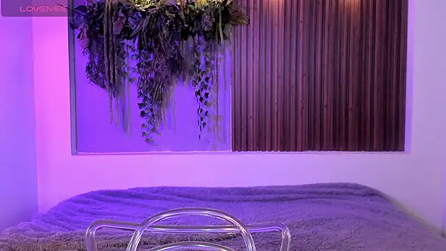 Dakotaferreti online show from 10.05.25