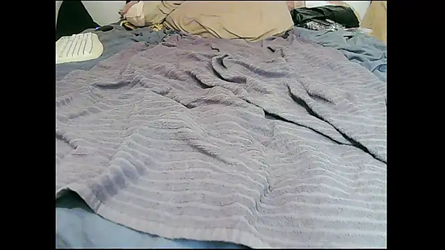 Snapshot of santinini2 chatting on 09.24.25 santinini2 online show from 09.24.25