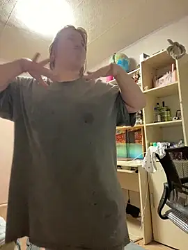 Kemeli008 online show from 10.16.25