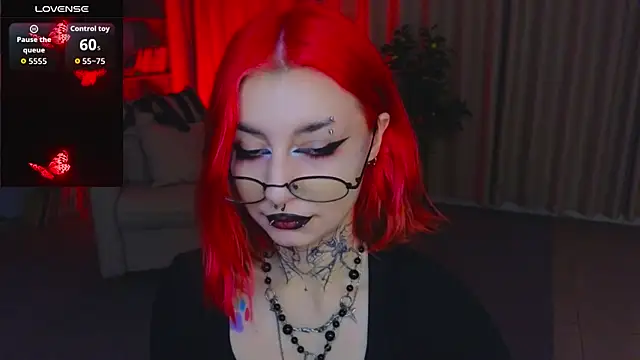 Snapshot of Mistress__Marcelline chatting on 07.05.26 Mistress Marcelline online show from 07.05.26