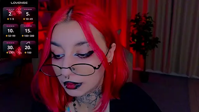 Snapshot of Mistress__Marcelline chatting on 07.14.26 Mistress Marcelline online show from 07.14.26
