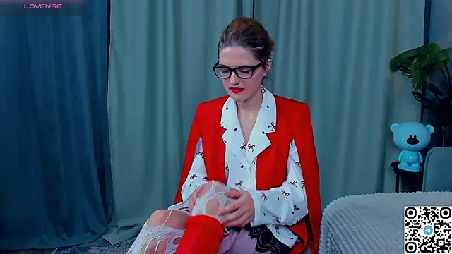 EdlinGathright online show from 11.24.25