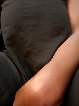 Africanmilk256 online show from 11.25.25