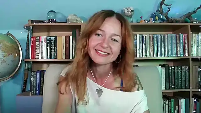 Foxilady357 online show from 09.11.25