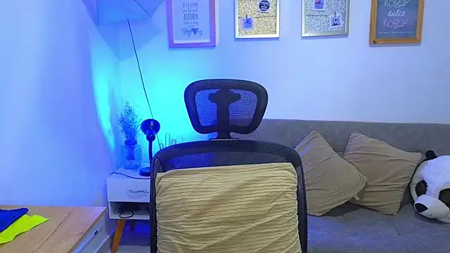 yulian vasquez online show from 11.27.25