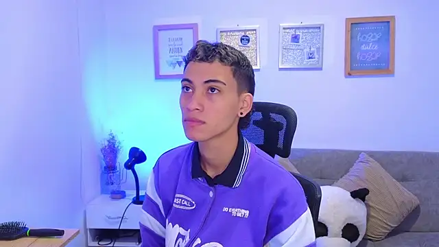 yulian vasquez online show from 12.19.25