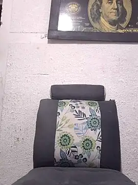 Valenn fernandez online show from 10.21.25