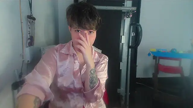 Snapshot of Mitsuha_gate chatting on 03.30.26 Mitsuha gate online show from 03.30.26