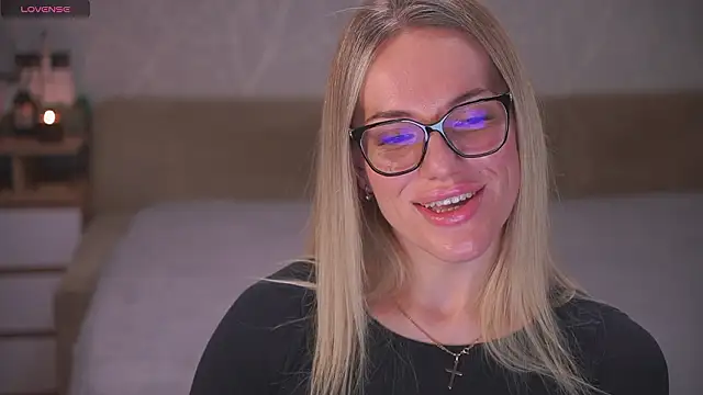 Snapshot of Vanille_Mystery chatting on 03.09.26 Vanille Mystery online show from 03.09.26