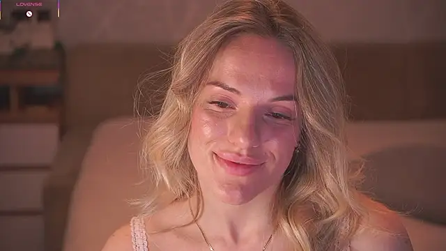 Snapshot of Vanille_Mystery chatting on 03.29.26 Vanille Mystery online show from 03.29.26