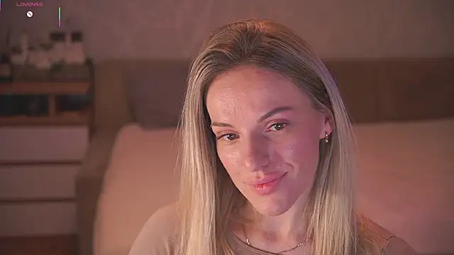 Snapshot of Vanille_Mystery chatting on 03.30.26 Vanille Mystery online show from 03.30.26