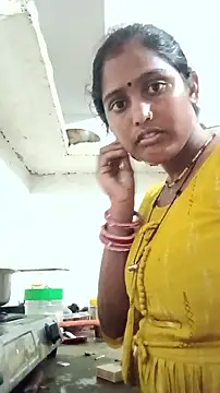 Snapshot of Guriya0076 chatting on 05.22.26 Guriya0076 online show from 05.22.26