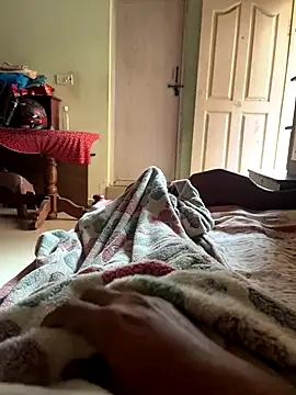 Snapshot of kissyou__89 chatting on 09.27.25 kissyou 89 online show from 09.27.25