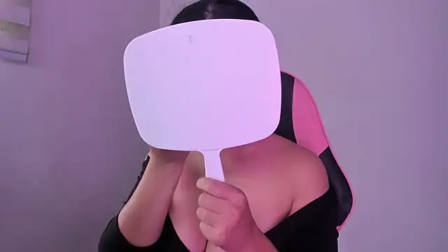 Arianna Jannes online show from 03.18.26