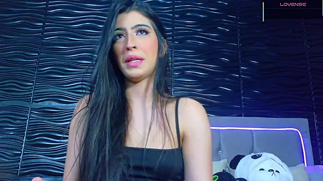 Ambar Bull online show from 09.28.25