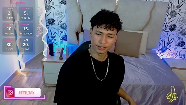 Ette tay online show from 10.24.25