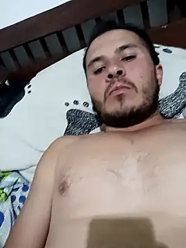 Snapshot of santiii___12 chatting on 11.22.25 santiii 12 online show from 11.22.25