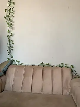 Snapshot of StrawberryXpeach chatting on 04.02.26 StrawberryXpeach online show from 04.02.26