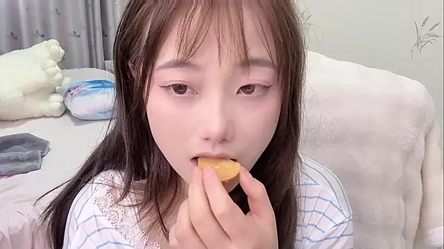 Snapshot of puppy-999 chatting on 04.02.26 puppy-999 online show from 04.02.26