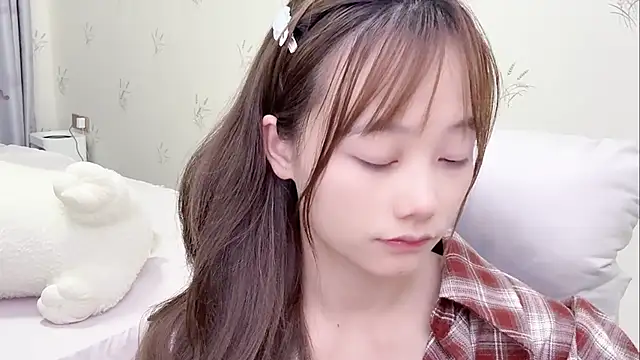 Snapshot of puppy-999 chatting on 04.28.26 puppy-999 online show from 04.28.26