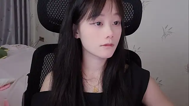 Snapshot of puppy-999 chatting on 05.26.26 puppy-999 online show from 05.26.26
