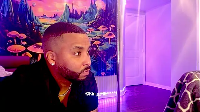 Snapshot of KING_FITZ chatting on 04.28.26 KING FITZ online show from 04.28.26