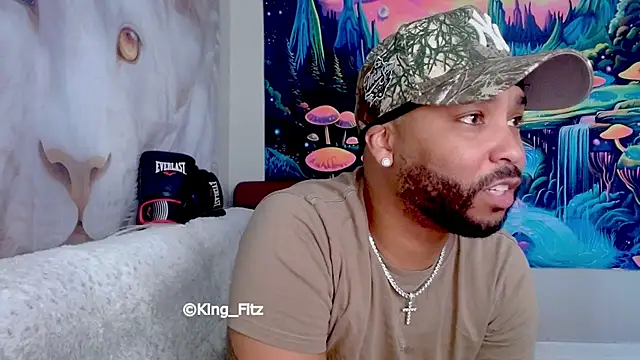 Snapshot of KING_FITZ chatting on 04.30.26 KING FITZ online show from 04.30.26