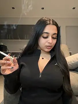 LilMisIndianx online show from 10.22.25