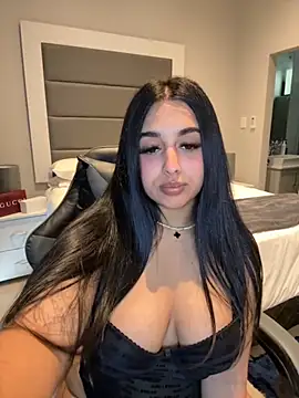 LilMisIndianx online show from 11.06.25