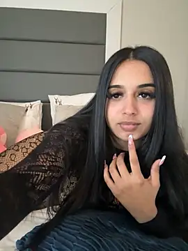 LilMisIndianx online show from 02.07.26