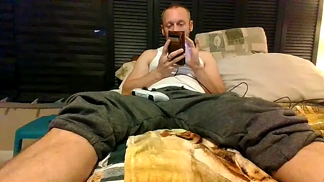 Snapshot of Scott654538 chatting on 04.24.26 Scott654538 online show from 04.24.26