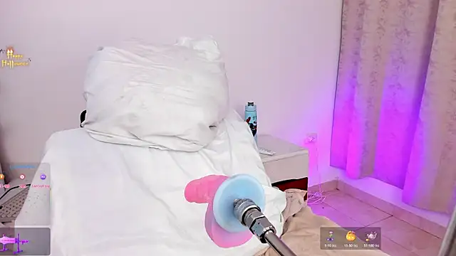 arynaughty20 online show from 10.18.25