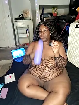 Thickkemzz41 online show from 11.26.25