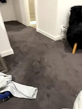 Snapshot of Reacher110565 chatting on 10.17.25 Reacher110565 online show from 10.17.25