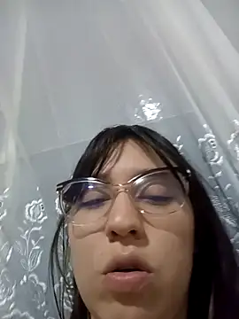 lareinalareinadelanal online show from 11.04.25