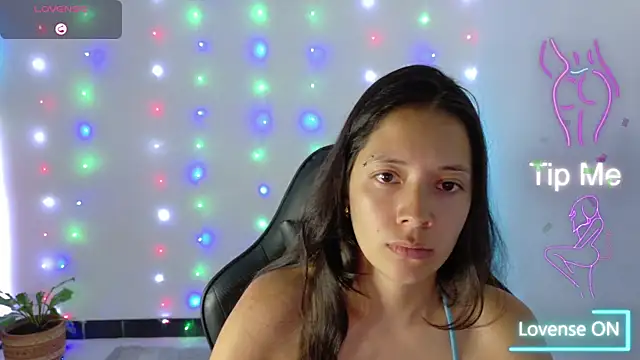 Sarasavage online show from 01.06.26