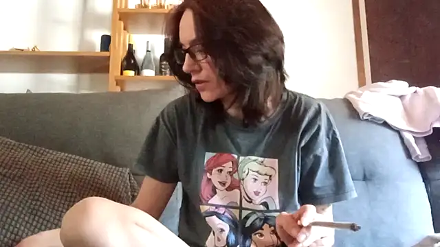 Snapshot of Goticmom chatting on 04.16.26 Goticmom online show from 04.16.26